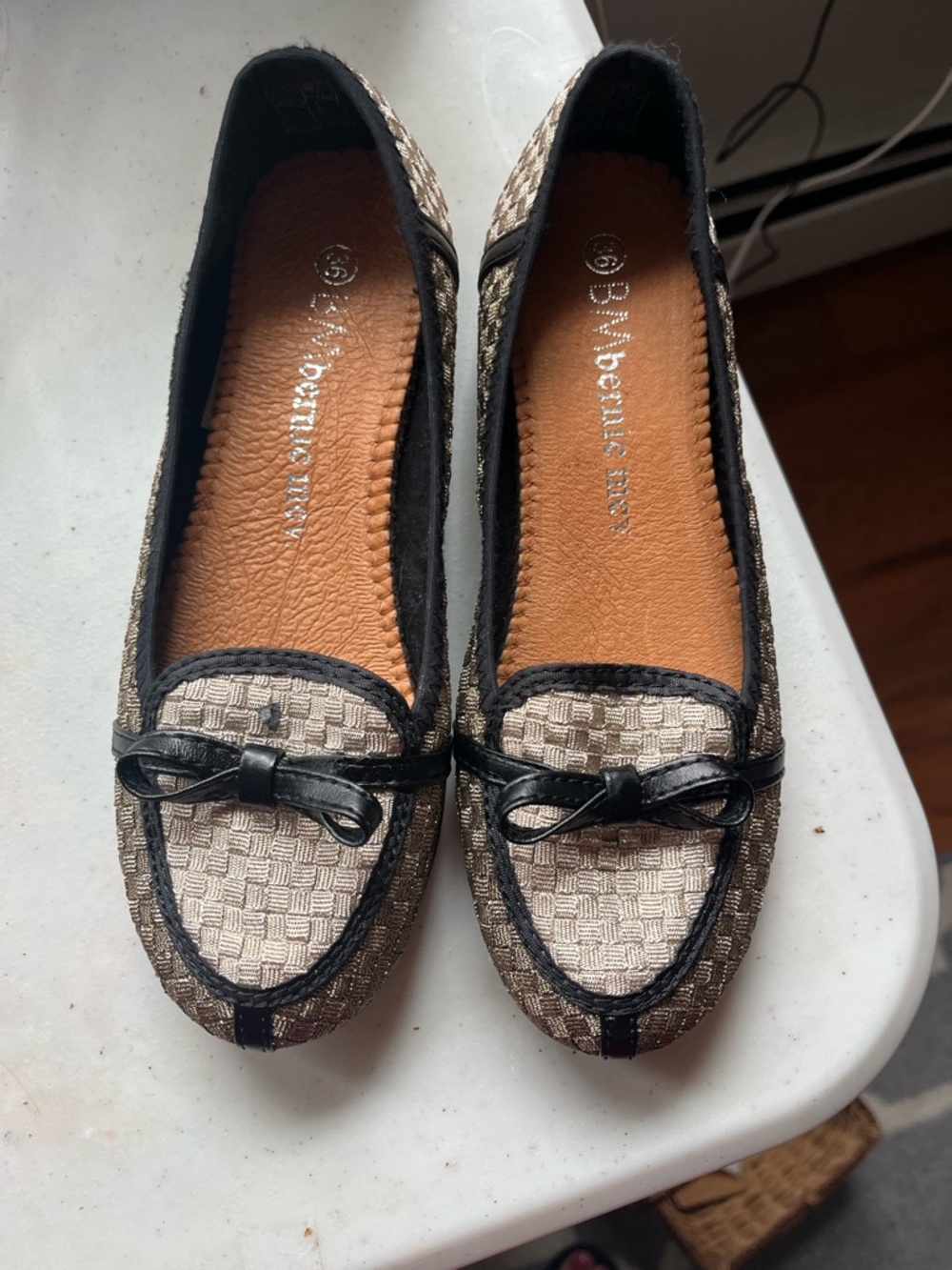 Bernie Mev gold mesh flats.